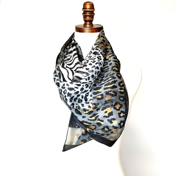 Symphony Made In Italy Animal Safari Print Polyester Scarf,  34 " x 34 " - Picture 1 of 10